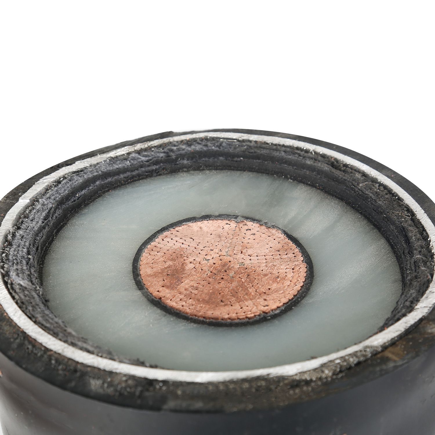 Как выбрать силовые кабели высокого напряжения для надземной и подземной прокладки