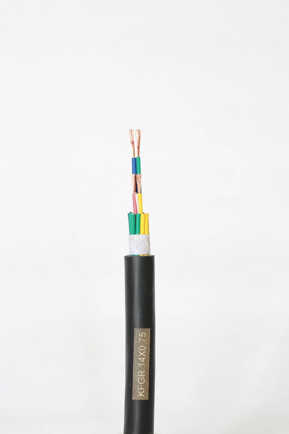 Какой цветной код для 3-проводного шнура питания?