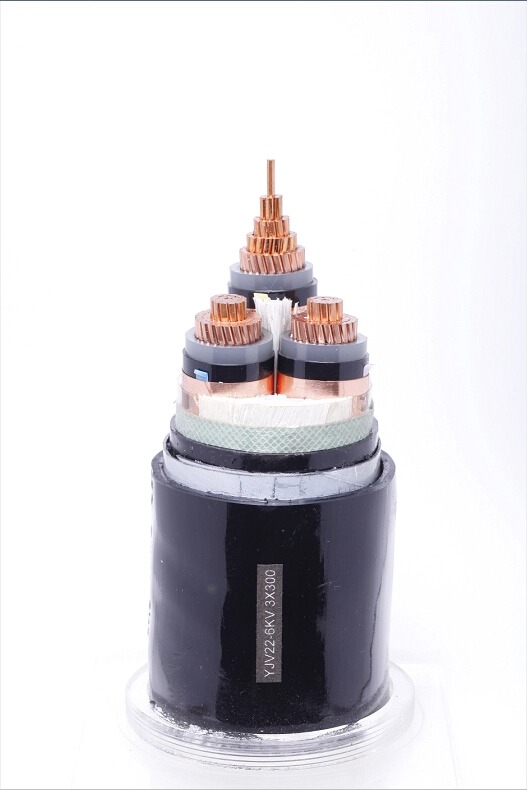 Какие 3 кабеля на линии электропередачи?