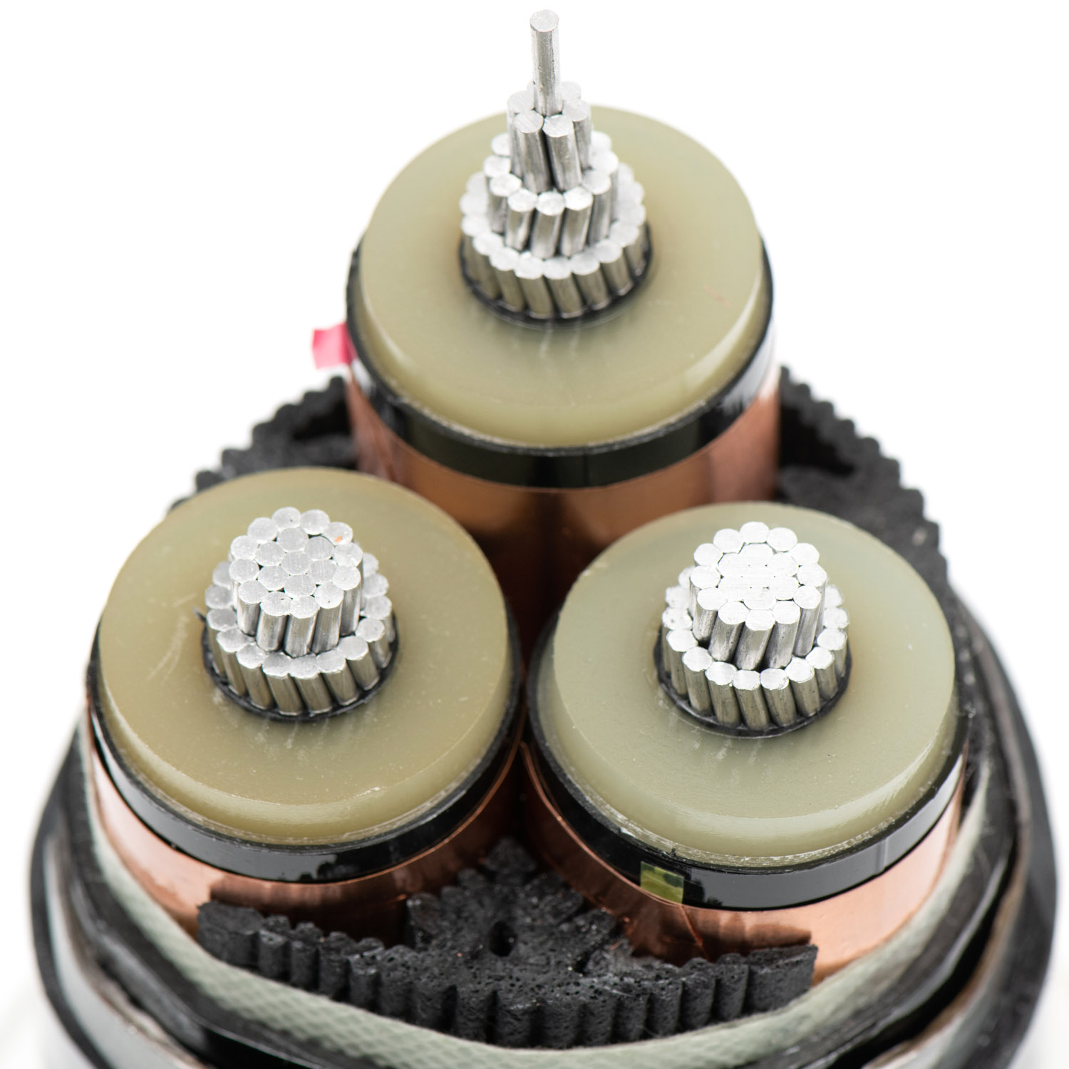 Кабели питания высокого напряжения: передача мощности за пределами границ